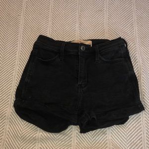 Black high rise hollister shorts
